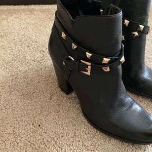 Black ankle boots.